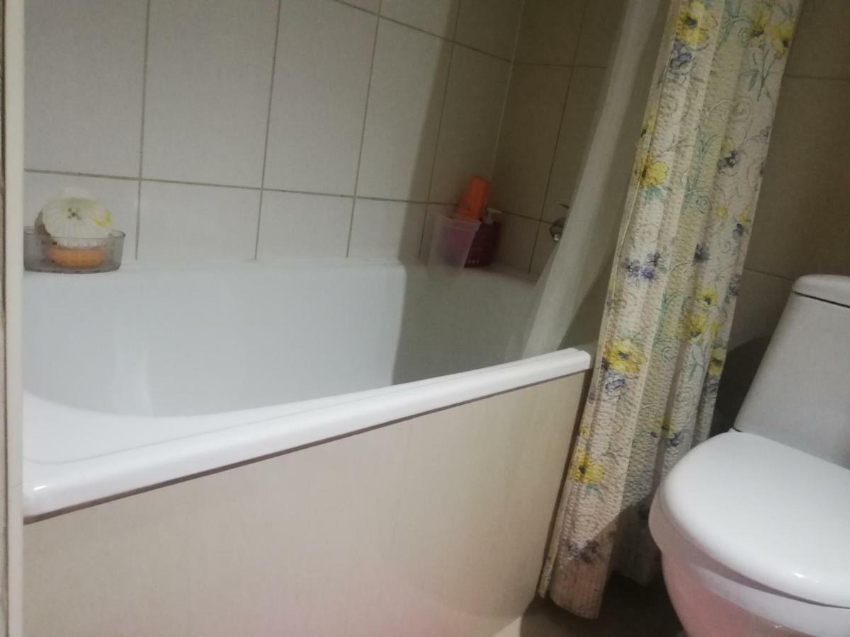 Una Habitacion Privada Con Bano Privado En Centro Historico Сантяго Екстериор снимка